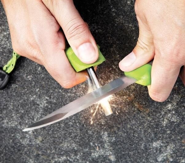 Нож выживания Swedish FireKnife со стержнем FireStarter Нож выживания Swedish FireKnife со стержнем FireStarter
